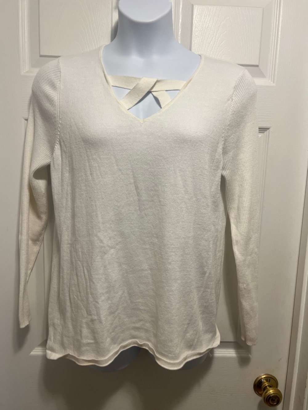 Women's Cream V-Neck Long Sleeve Top with Front Strap Detail